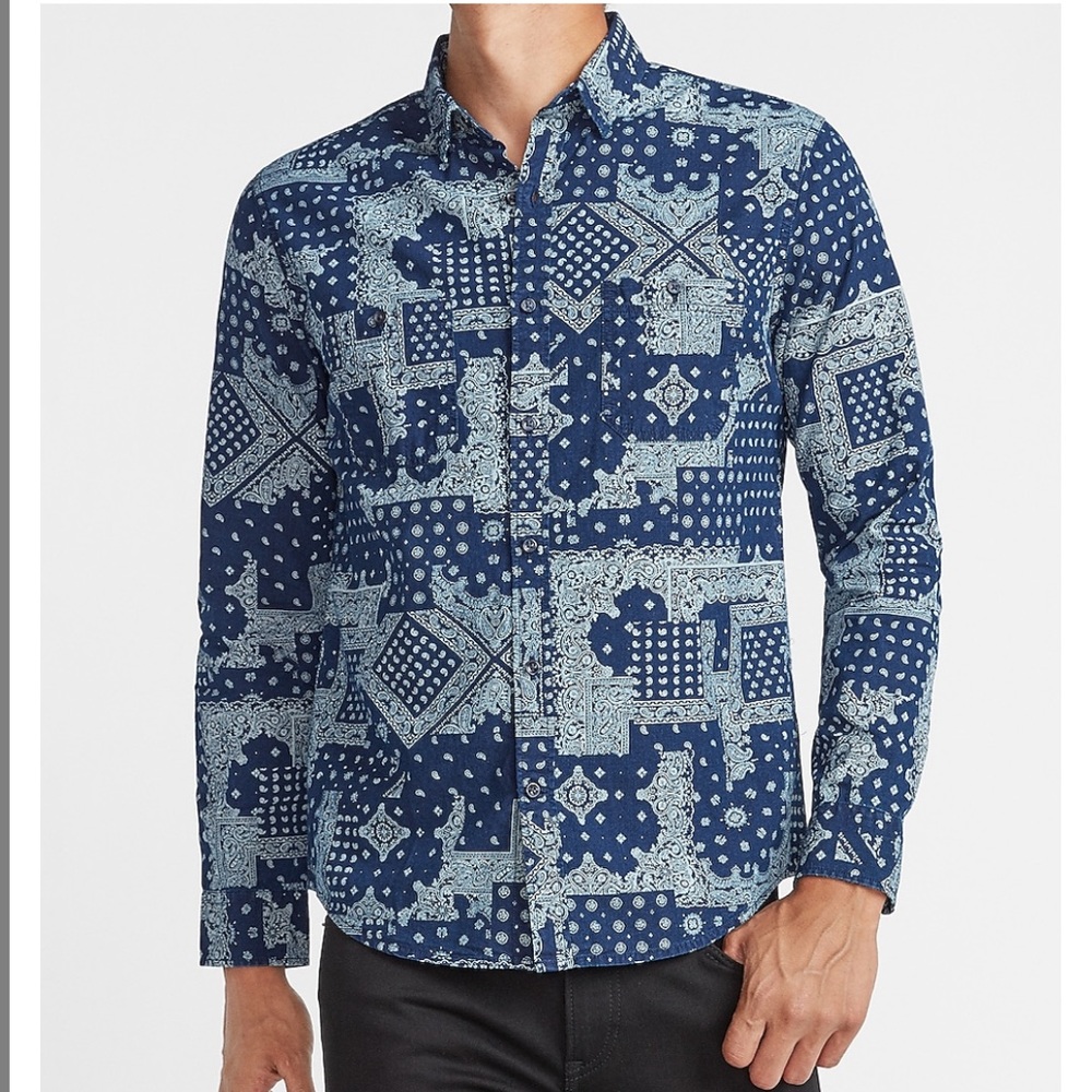 ✨New✨Express Slim Bandana Print Denim Shirt